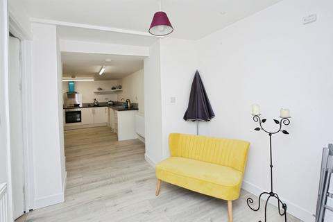 4 bedroom end of terrace house for sale, Old Park Terrace, Pontypridd