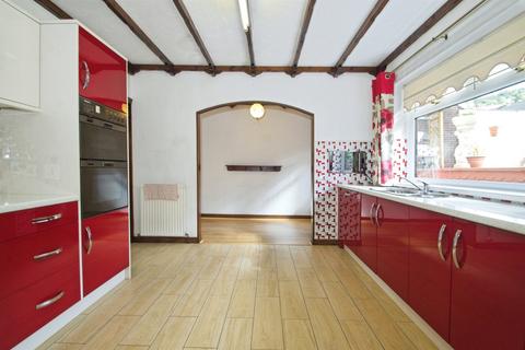 undefined, The Avenue, PONTYPRIDD
