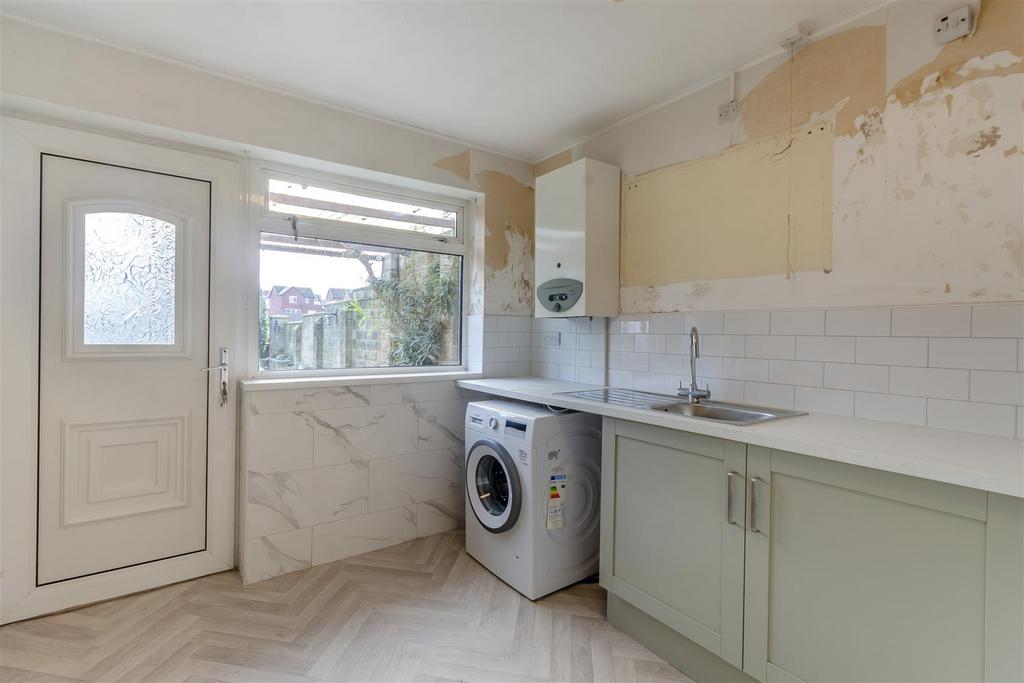 8678879-interior17.jpg