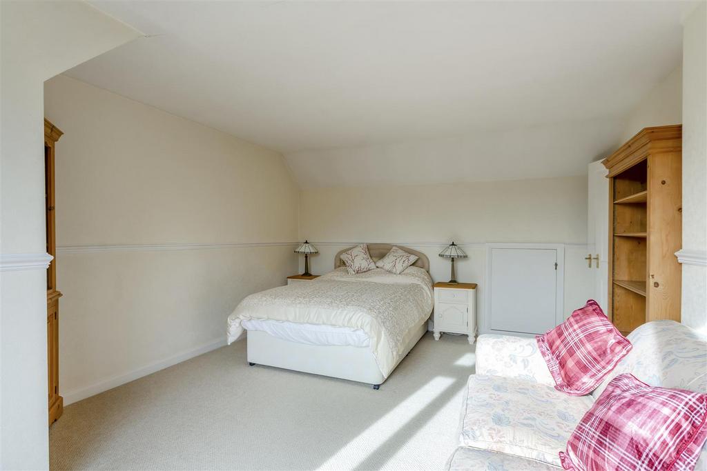 8678879-interior27.jpg