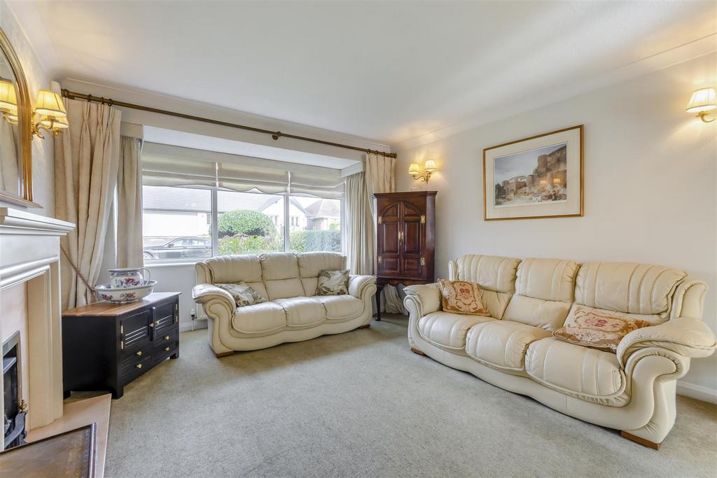 8678879-interior01.jpg