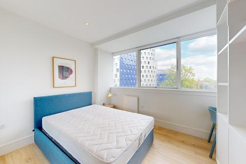Studio to rent, Olympic Way