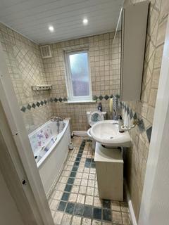 3 bedroom terraced house to rent, Dryfield Road, Edgware