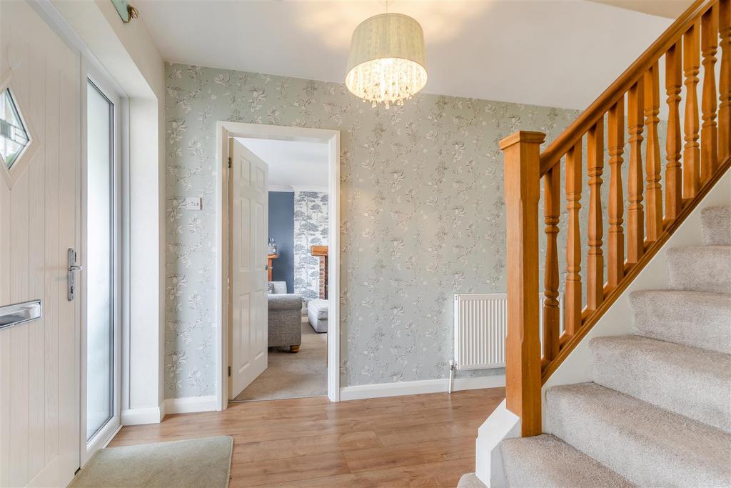 8678880-interior15.jpg