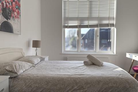 1 bedroom flat to rent, Chatsworth Road