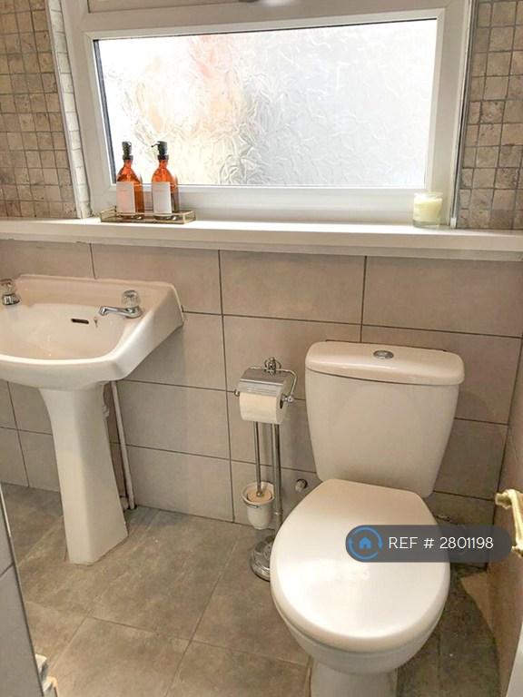 Bathroom #2