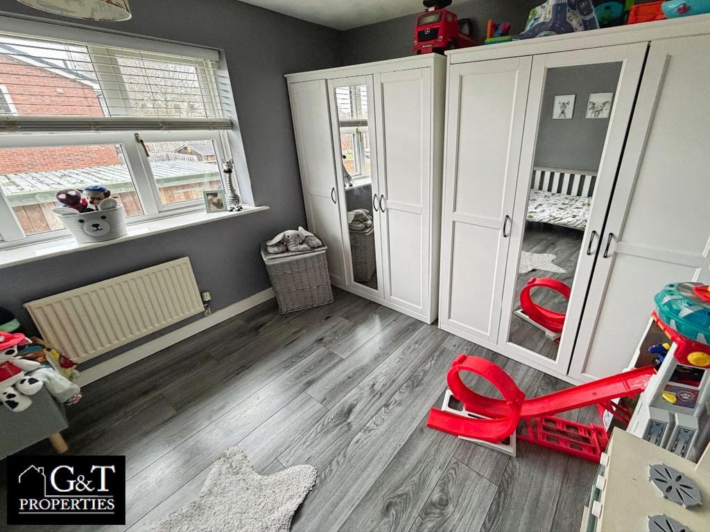 2nd Bedroom
