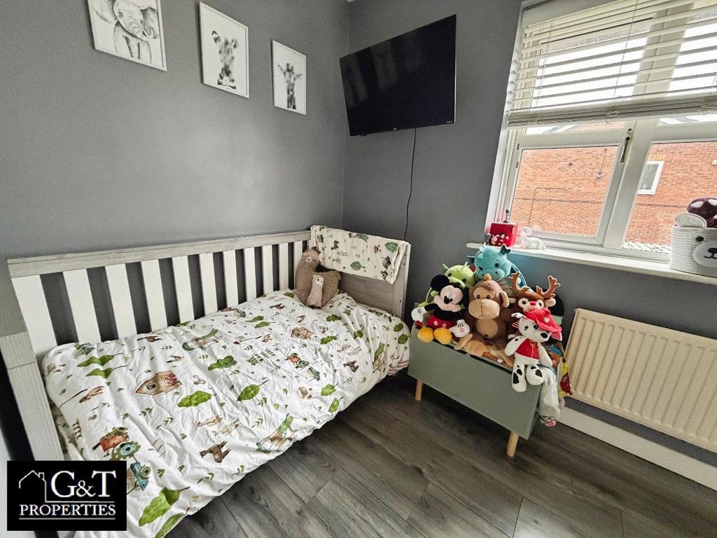 2nd Bedroom