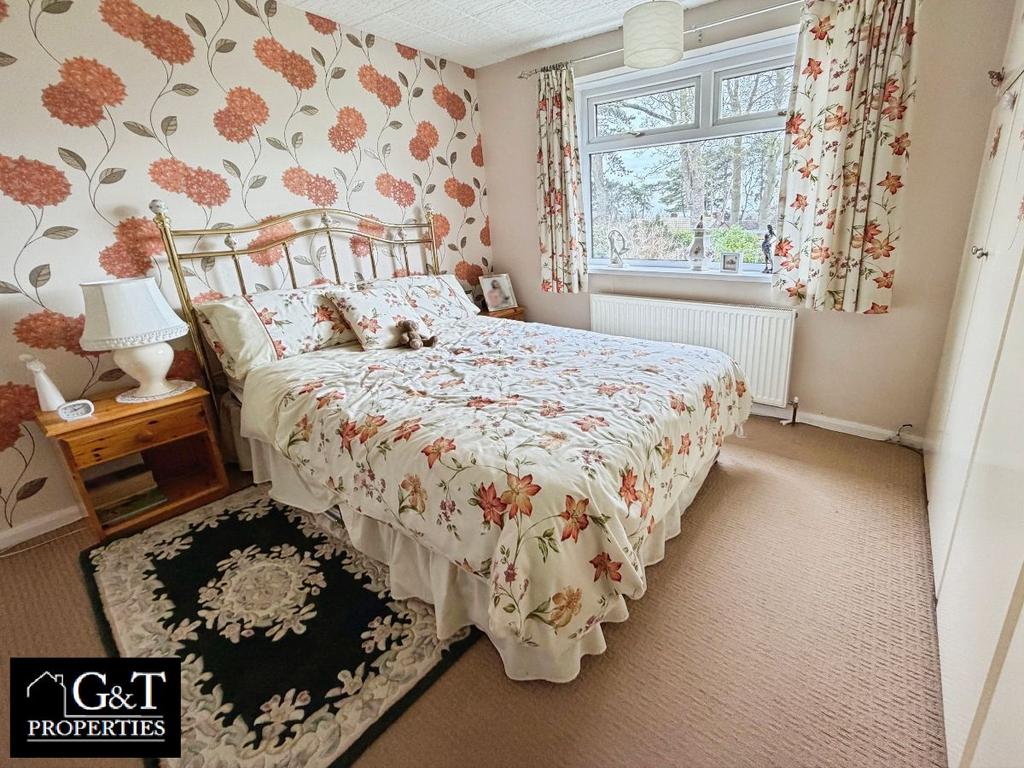 2nd Bedroom