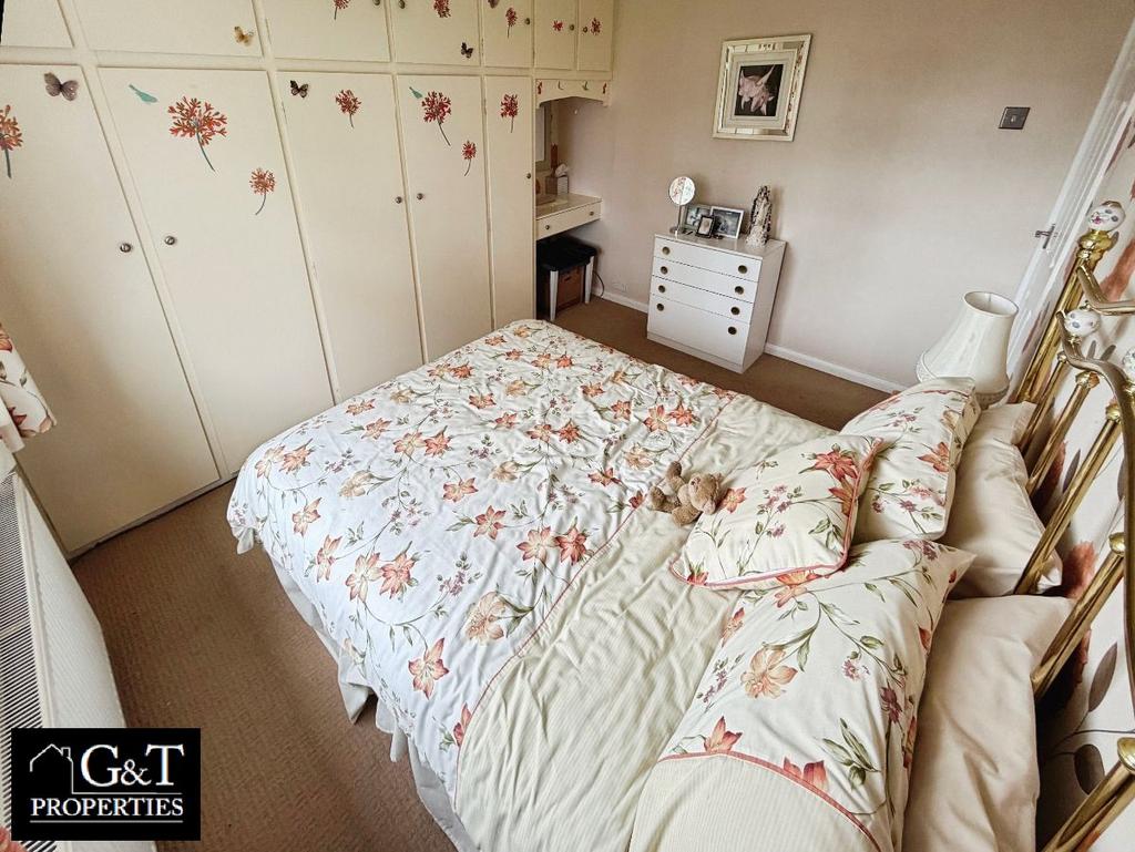2nd Bedroom