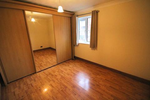 1 bedroom flat for sale, PRIORY COURT, VICARS BRIDGE CLOSE, WEMBLEY