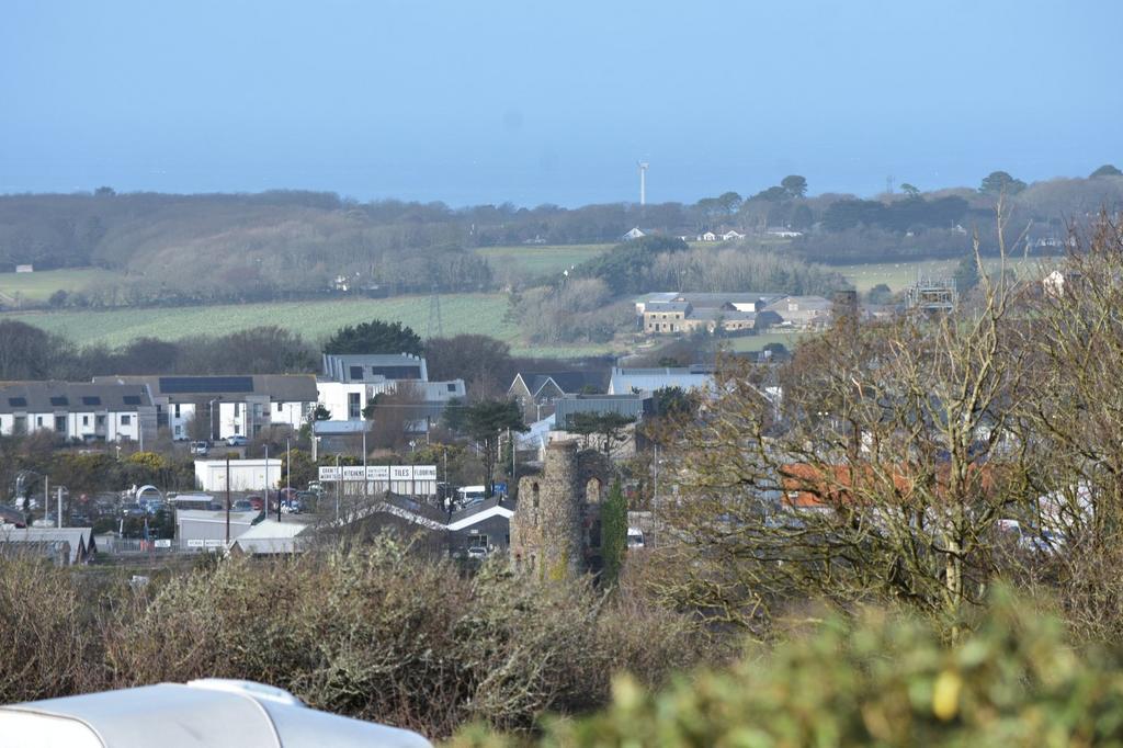 Views To Rear (Zoom)