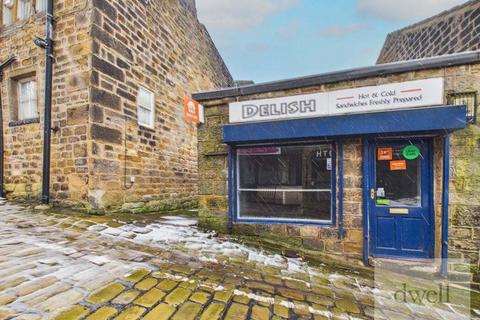 Retail property (high street) for sale - 5 Town St Yeadon LS19 7EQ