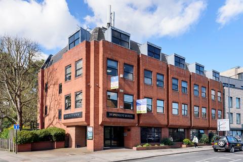 Office to rent, 215 Marsh Rd Pinner HA5 5NE