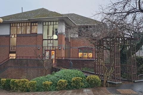 Office to rent, London Rd Dorking RH4 1QP