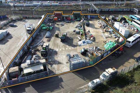 Land to rent - 2A Canal Way London W10 5AZ