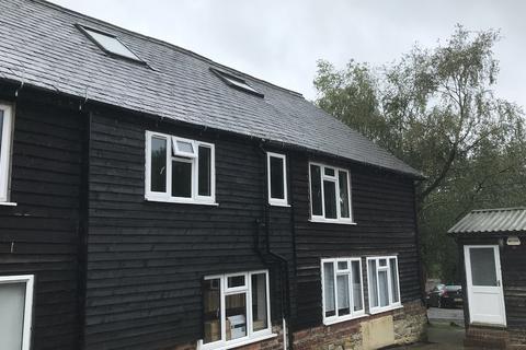 Office to rent, Croombe Hill Rd East Grinstead RH19 4LZ