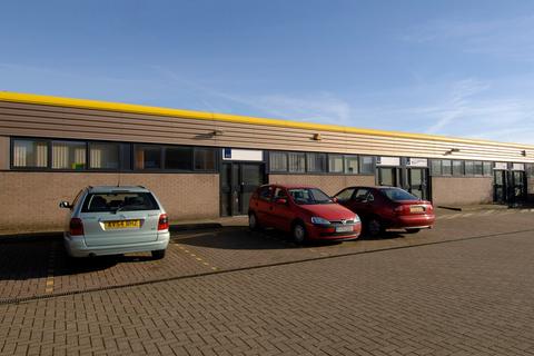 Industrial unit to rent, Wyncolls Rd Colchester CO4 9HT
