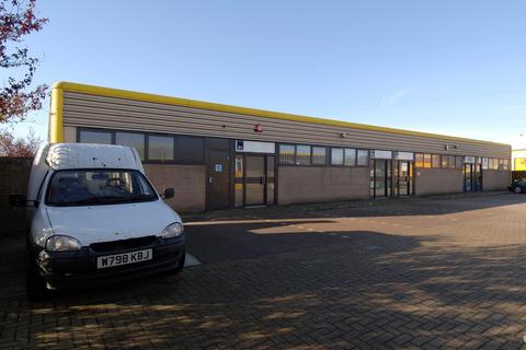 Industrial unit to rent, Wyncolls Rd Colchester CO4 9HT