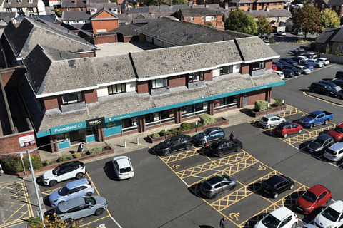 Shop to rent - Ambrose Lloyd, Mold CH7