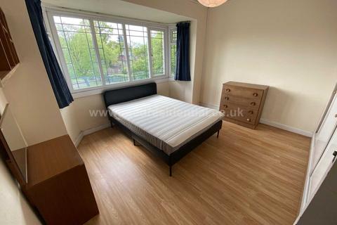 undefined, 201 Gibbins Rd B29