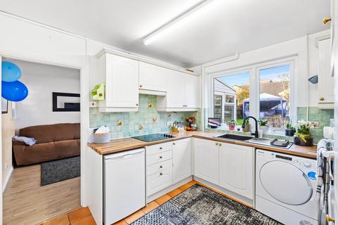 3 bedroom house for sale, Hornbeam Road, Reigate RH2