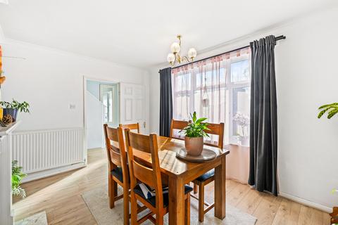 3 bedroom house for sale, Hornbeam Road, Reigate RH2