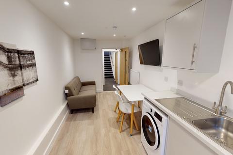 1 bedroom house to rent, Raddlebarn Court - Room 2, Selly Oak B29