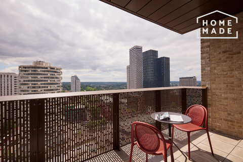 2 bedroom apartment to rent, The Blossoms