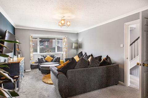3 bedroom detached house for sale, Larkspur Gardens, Barnstaple EX32