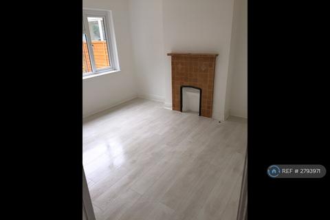4 bedroom terraced house to rent, Tunnel Avenue, London, SE10