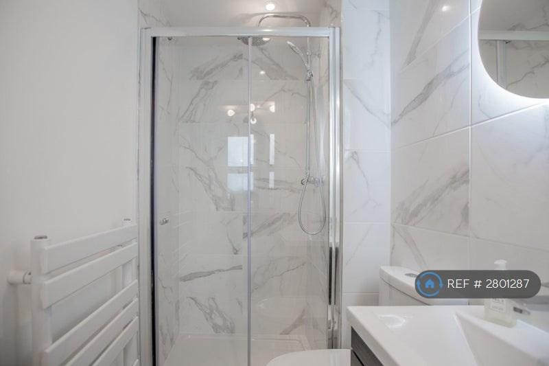 Private Ensuite