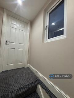 Studio to rent, Dagenham, Dagenham, RM9