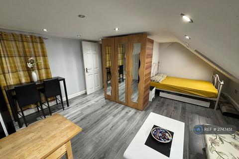 undefined, Dagenham, Dagenham, RM9