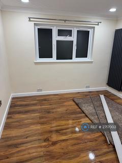 undefined, Andover Close, Uxbridge, UB8