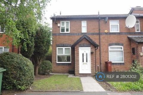 2 bedroom end of terrace house to rent, Bracewell Close, Manchester, M12