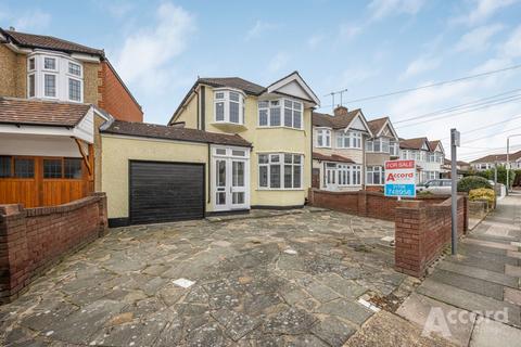 undefined, Woodlands Road, Romford, RM1