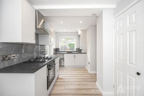 undefined, Woodlands Road, Romford, RM1