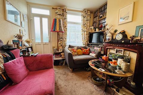 2 bedroom terraced house for sale, Tennyson Road, Ipswich IP4