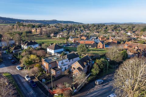 4 bedroom detached house for sale, Rectory Road, Storrington, RH20
