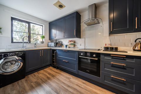 3 bedroom terraced house for sale, Trafalgar Villas, Brownsover Road, Farnborough , GU14