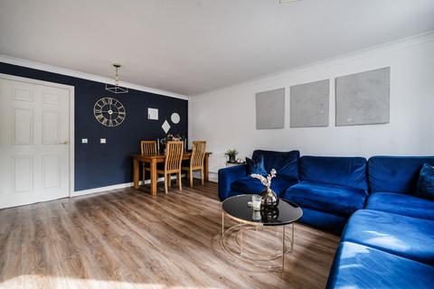 3 bedroom terraced house for sale, Trafalgar Villas, Brownsover Road, Farnborough , GU14