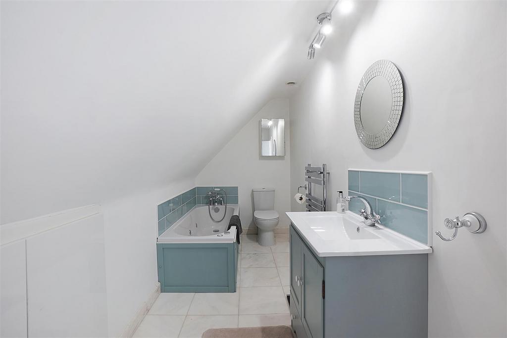 En suite bathroom
