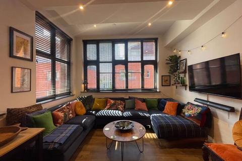 2 bedroom flat for sale, The Press, School Street, Manchester, M4