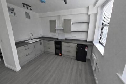 2 bedroom apartment to rent, High Street, Royston, Hertfordshire