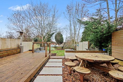 2 bedroom semi-detached house for sale, Pasture Close, Bushey, WD23
