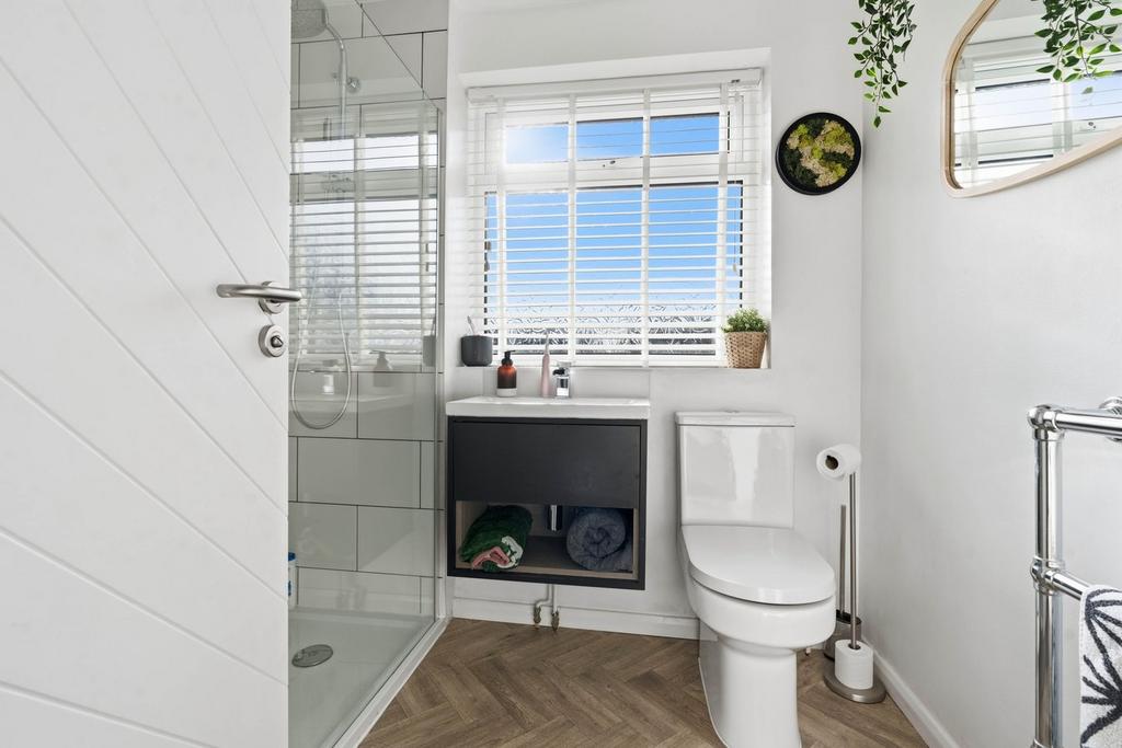 Family Shower Room