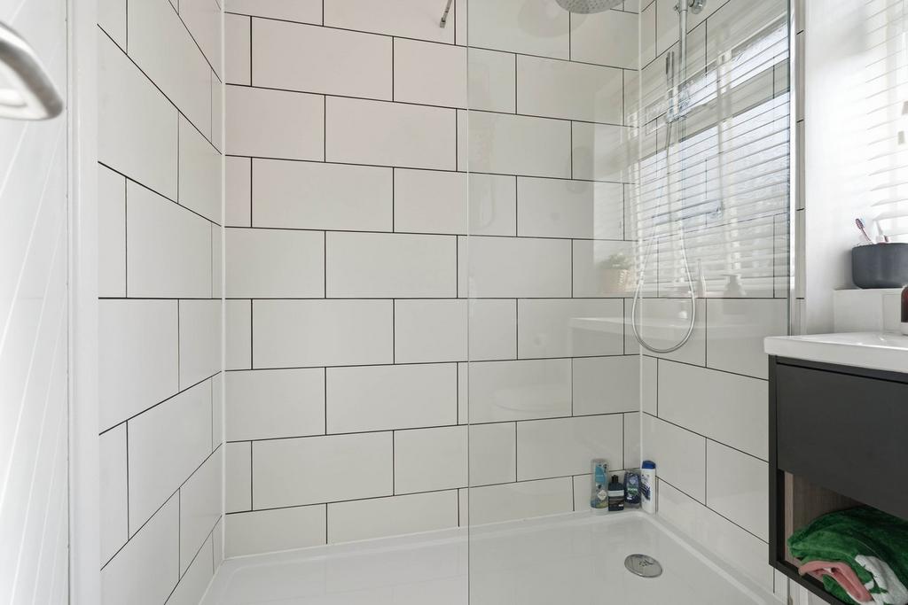 Family Shower Room