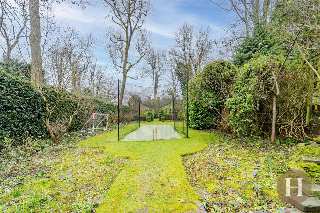 Hadleigh Estate Agents-79.jpg