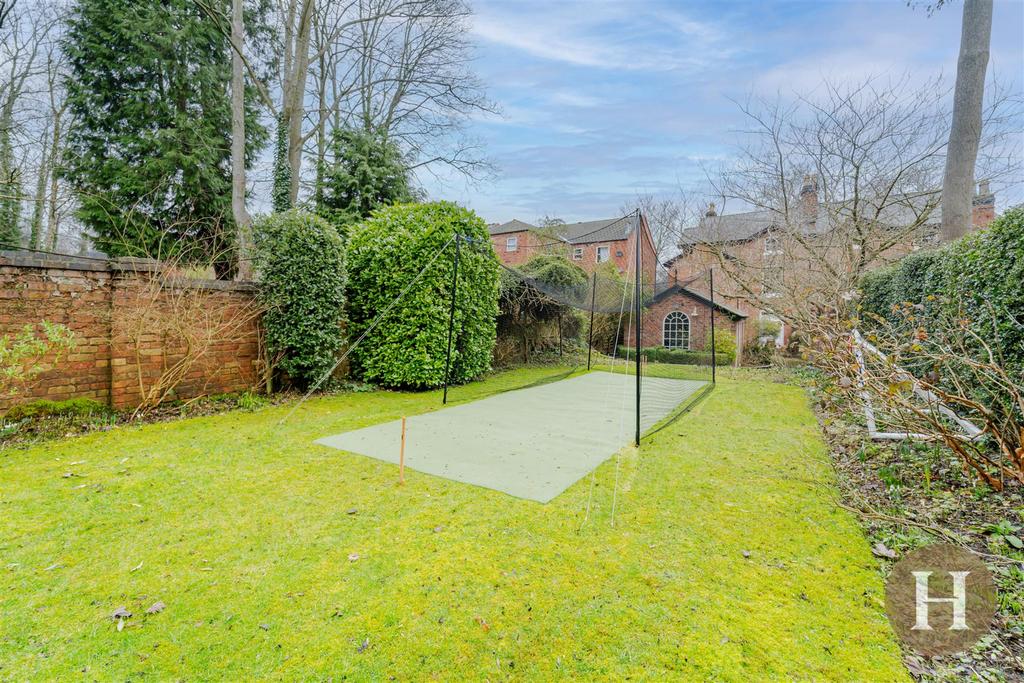 Hadleigh Estate Agents-80.jpg